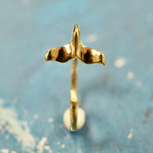 画像をギャラリービューアに読み込む, ホエールテールスルーピアス 片耳販売 【GESS7003.E】