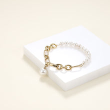 画像をギャラリービューアに読み込む, BSS884 STAINLESS STEEL BRACELET WITH SHELL PEARL AAB CO..