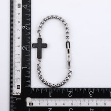 画像をギャラリービューアに読み込む, BSS934 STAINLESS STEEL CROSS BRACELET WITH FORGED CARBON AAB CO..