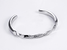画像をギャラリービューアに読み込む, BSSG186 STAINLESS STEEL BANGLE WITH CASTING STONE EFFECT AAB CO..