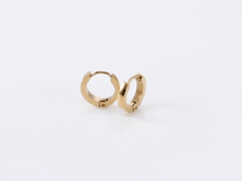 画像をギャラリービューアに読み込む, ESS365 STAINLESS STEEL EARRING AAB CO..