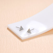 画像をギャラリービューアに読み込む, ESS48 STAINLESS STEEL EAR STUDS AAB CO..