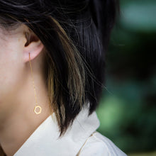 画像をギャラリービューアに読み込む, ESS645 STAINLESS STEEL EARRING WITH HEXAGON AAB CO..