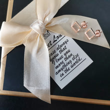 画像をギャラリービューアに読み込む, ESS650 STAINLESS STEEL EARRING AAB CO..