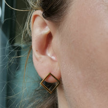 画像をギャラリービューアに読み込む, ESS650 STAINLESS STEEL EARRING AAB CO..