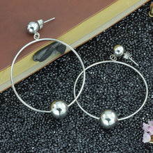 画像をギャラリービューアに読み込む, ESS676 STAINLESS STEEL EARRING WITH BALL AAB CO..