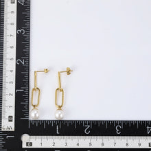 画像をギャラリービューアに読み込む, ESS718 STAINLESS STEEL EARRING WITH SHELL PEARL AAB CO..