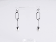 画像をギャラリービューアに読み込む, ESS718 STAINLESS STEEL EARRING WITH SHELL PEARL AAB CO..