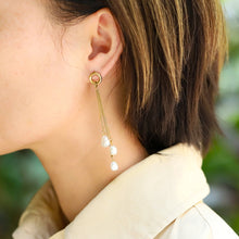 画像をギャラリービューアに読み込む, ESS719 STAINLESS STEEL EARRING WITH PEARL AAB CO..