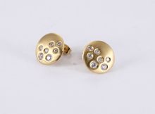 画像をギャラリービューアに読み込む, ESS756 STAINLESS STEEL EARRING WITH CZ AAB CO..
