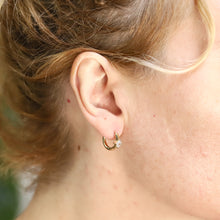 画像をギャラリービューアに読み込む, stainless steel earring, CZ earring, Hoop earring, lady earring