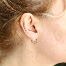 画像をギャラリービューアに読み込む, stainless steel jewelry, earring, lady earring with foil stone