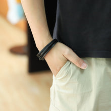 画像をギャラリービューアに読み込む, MBSS26 STAINLESS STEEL BRACELET WITH LEATHER AND ONYX AAB CO..