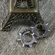 画像をギャラリービューアに読み込む, MESS13 STAINLESS STEEL EARRING AAB CO..