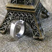 画像をギャラリービューアに読み込む, MESS15 STAINLESS STEEL EARRING AAB CO..