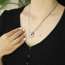 画像をギャラリービューアに読み込む, NSS889 STAINLESS STEEL NECKLACE WITH CZ (ROUND PENDANT) AAB CO..