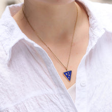 画像をギャラリービューアに読み込む, PSS1238 STAINLESS STEEL TRIANGULAR PENDANT WITH EPOXY AAB CO..