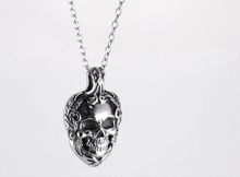 画像をギャラリービューアに読み込む, PSS1262 STAINLESS STEEL SKULL PENDANT AAB CO..