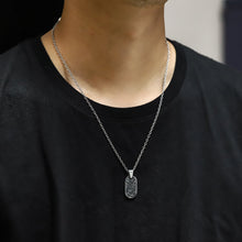 画像をギャラリービューアに読み込む, PSS1275 STAINLESS STEEL OVAL PENDANT WITH FORGED CARBON AAB CO..