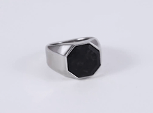 画像をギャラリービューアに読み込む, RSS1077 STAINLESS STEEL RING WITH FORGED CARBON AAB CO..