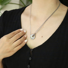 画像をギャラリービューアに読み込む, NSS889 STAINLESS STEEL NECKLACE WITH CZ (ROUND PENDANT) AAB CO..
