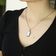 画像をギャラリービューアに読み込む, PSS1258 STAINLESS STEEL RECTANGLE PENDANT WITH CZ AAB CO..
